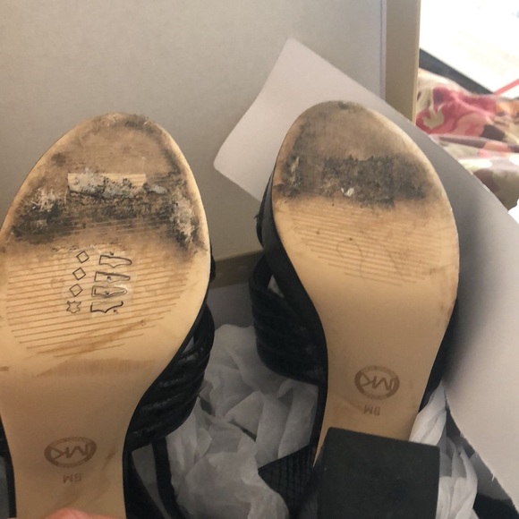 MICHAEL KORS women shoes Royce Platform black reptile embossed leather sandal 9M - Picture 9 of 9